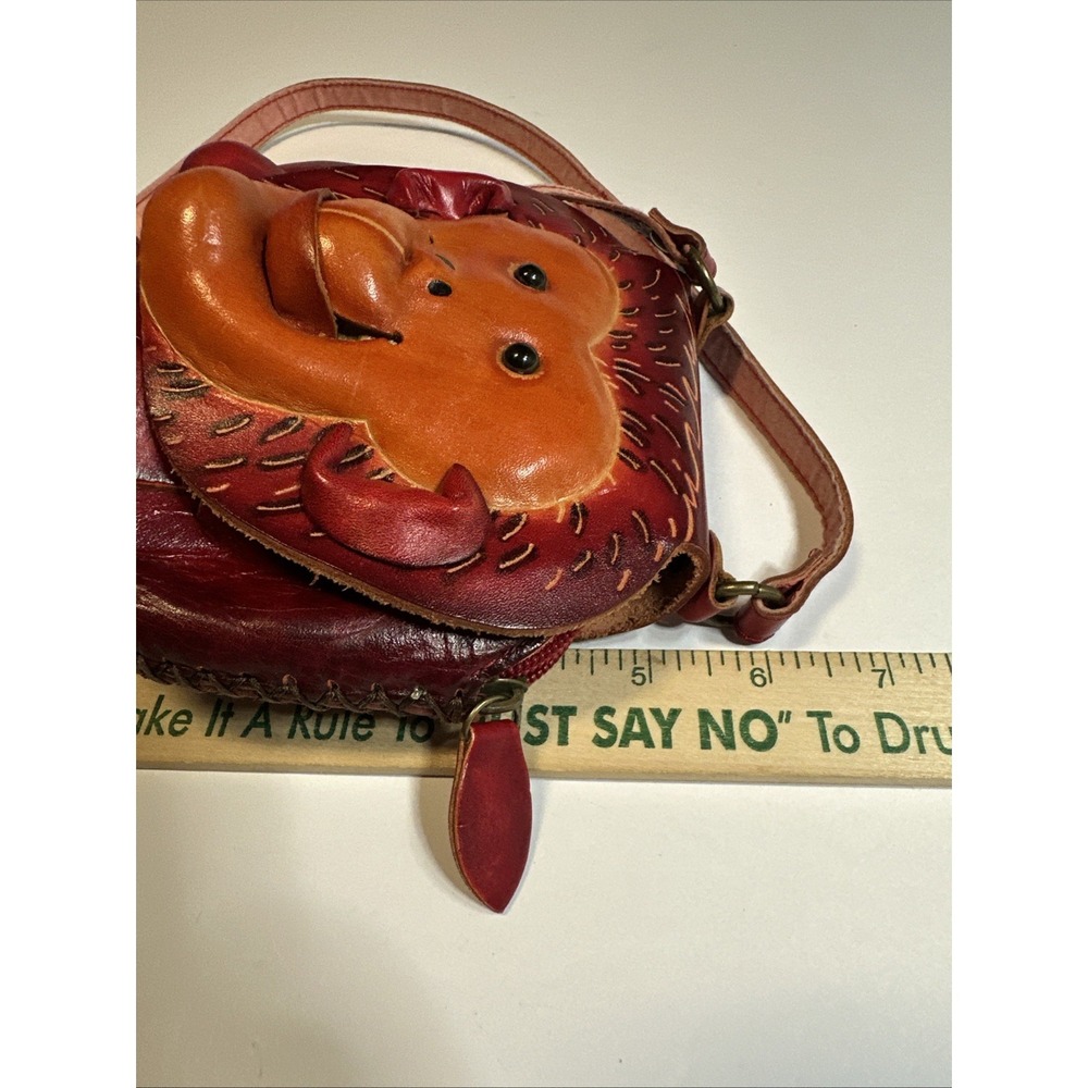 Brow-Red Leather MONKEY FACE coin purse WRISTLET BAG magnet closure - Picture 7 of 8